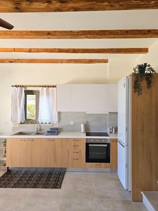 Wind Apartment In Agia Roumeli Eksteriør bilde