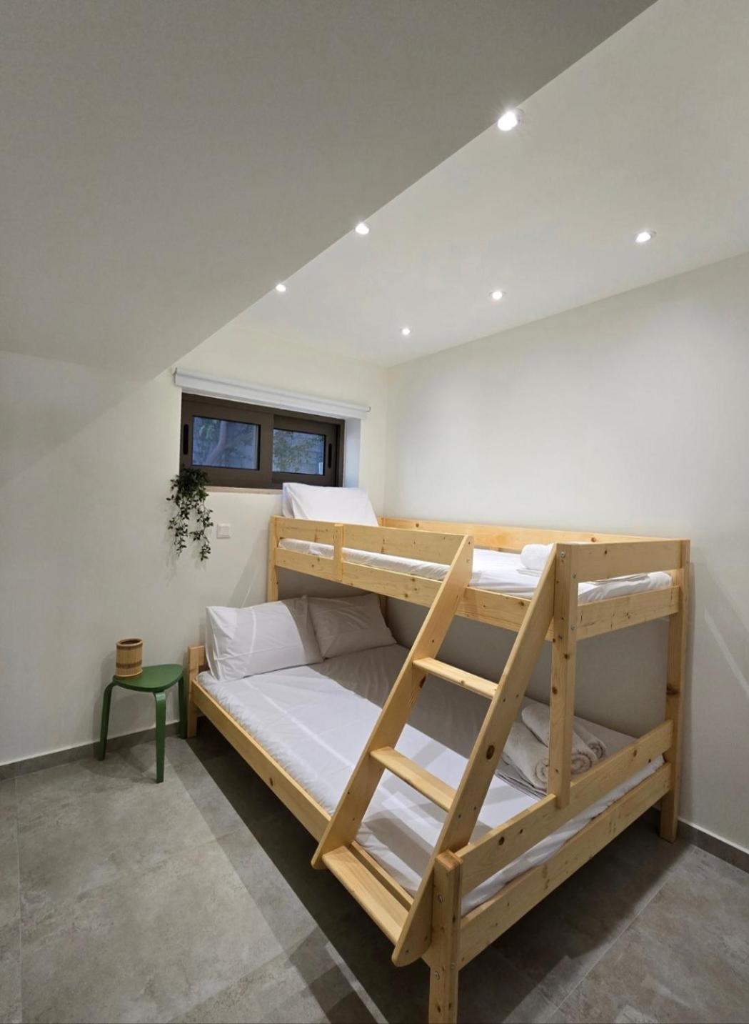 Wind Apartment In Agia Roumeli Eksteriør bilde